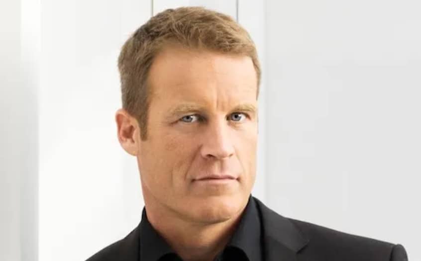 Mark Valley